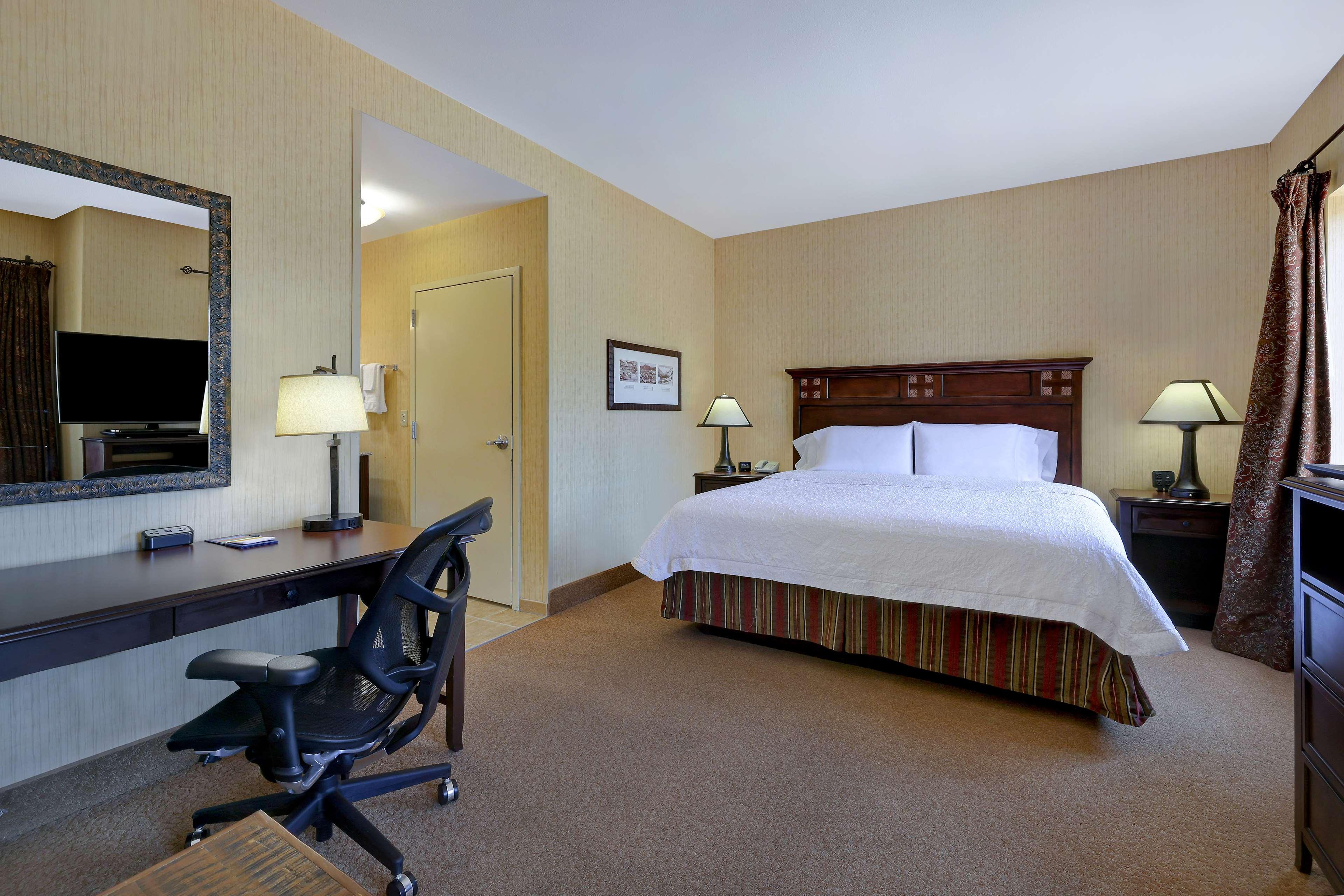 Hampton & Tahoe-truckee Hotel Truckee