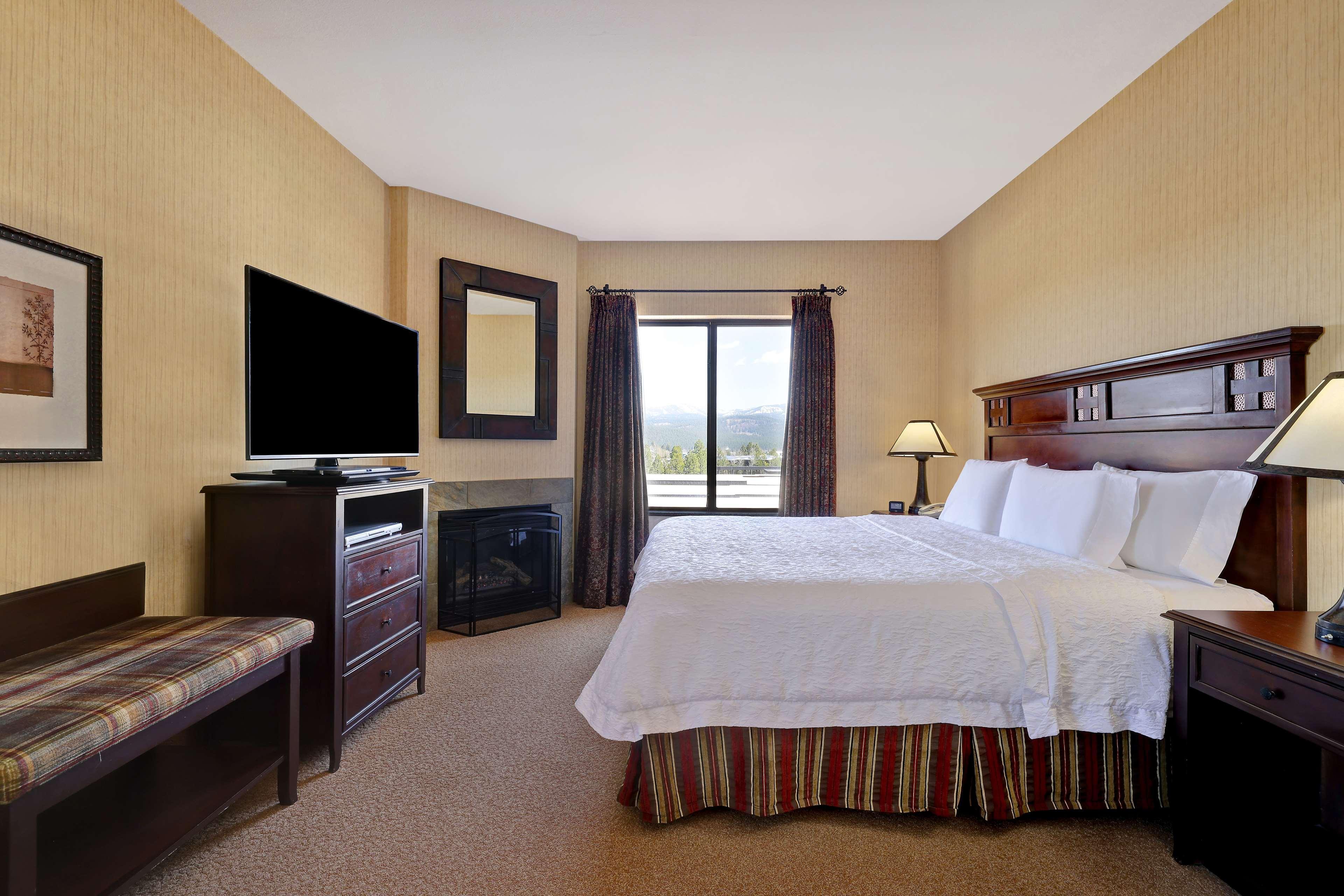 Hampton & Tahoe-truckee Truckee