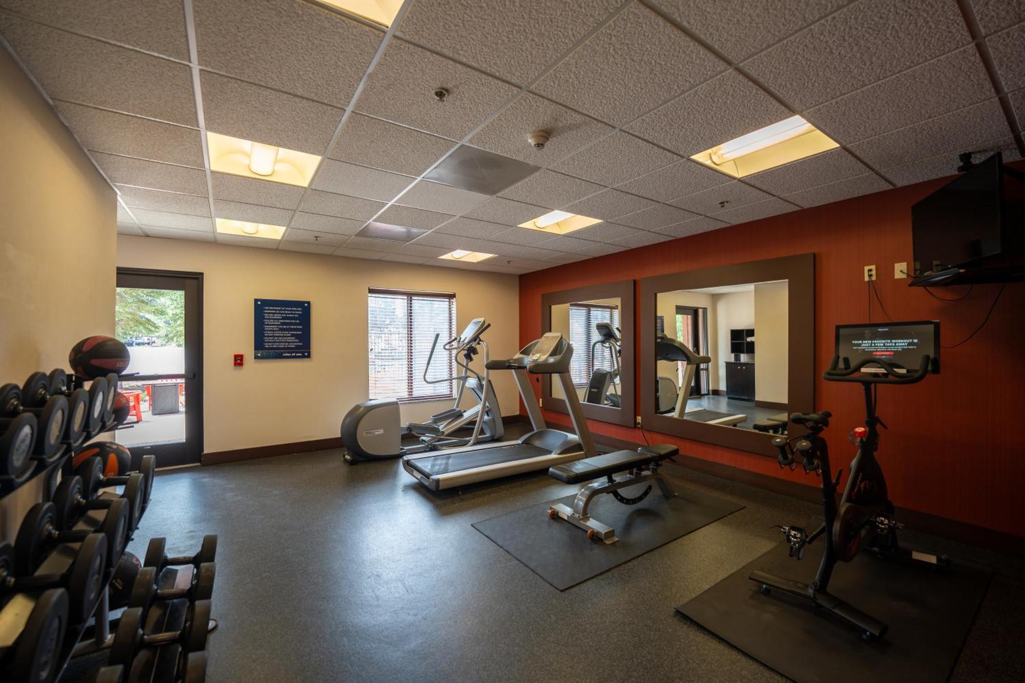 Hampton & Tahoe-truckee Hotel 3*